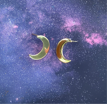 Cargar imagen en el visor de la galería, Aretes Ms.Moon
