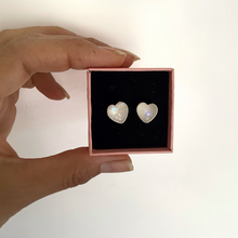 Cargar imagen en el visor de la galería, Aretes Ms.Moon
